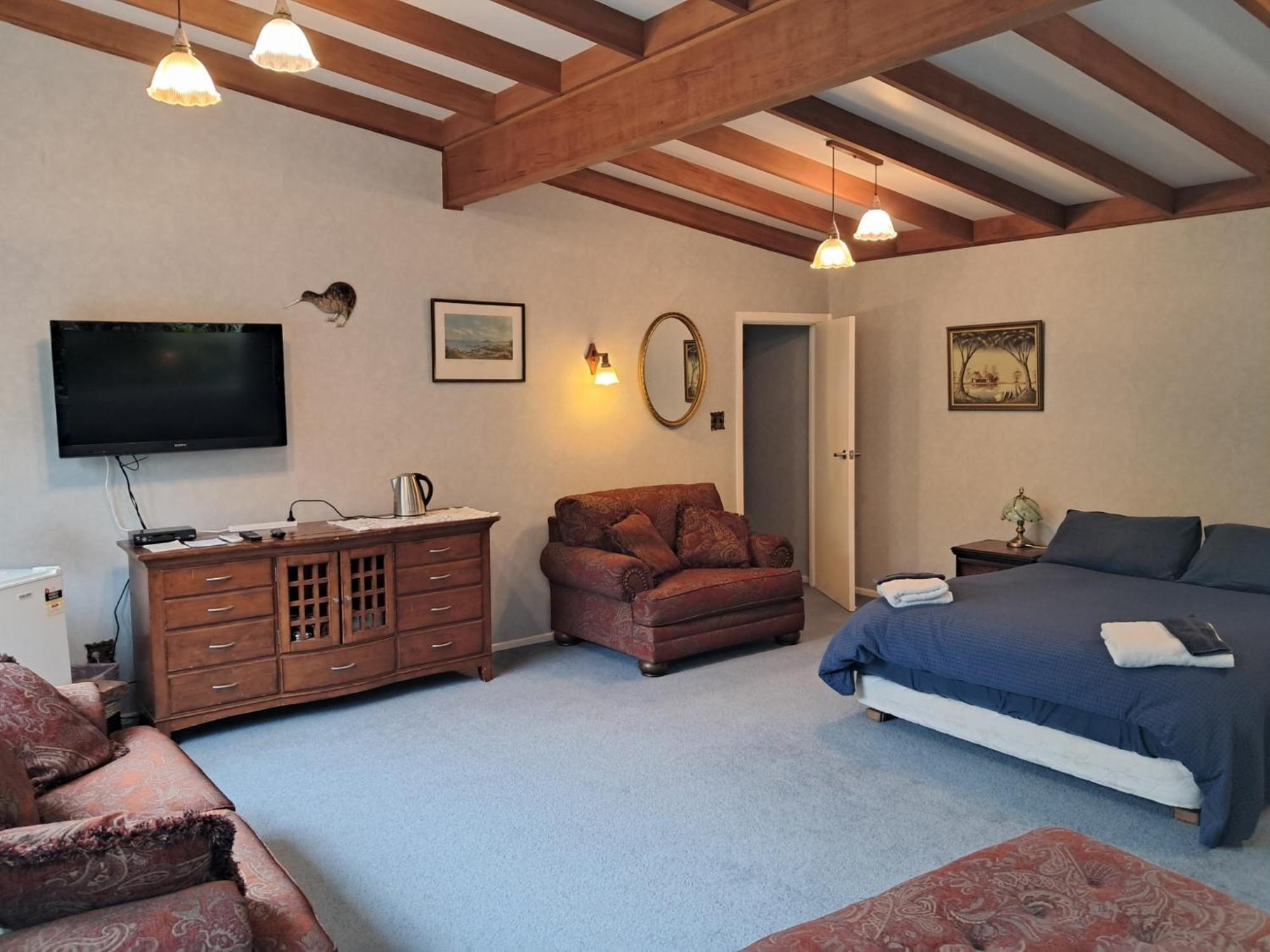 Waimate Niloc Bed & Breakfast エクステリア 写真